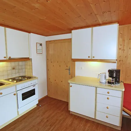 Well Maintained In A Quiet Location On The Outskirts Of Matrei شقة *